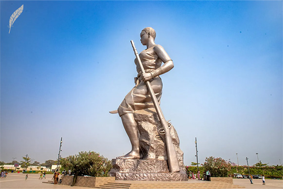 Histoire d&rsquo;une statue a Cotonou